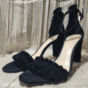 Vince Camuto Black Velvet Ruffle Ankle Strap Block Heel Rare Goth Romantic - 9